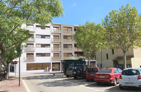 Piso en venta en calle lluis companys, 6