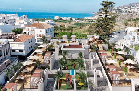 Salobreña Center Beach