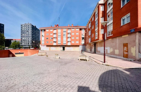 Piso en venta en plaza Pío Baroja, 2