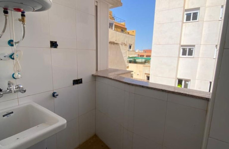 Piso en venta en calle Granados , 3