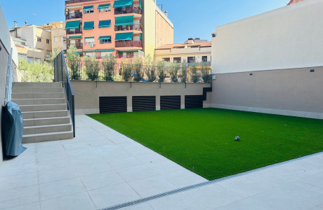 Piso en venta en calle Laureà Miró