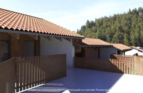 Chalet adosado en venta en calle La poledura, 60