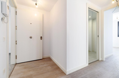 Piso en venta en calle Ramón Otero Pedrayo, 65