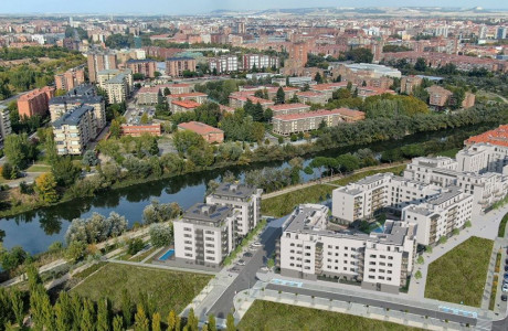 Piso en venta en calle Maria Zambrano, 12