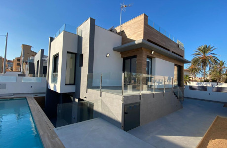 Casa o chalet independiente en venta en avenida de Alemania , la Mata, 51