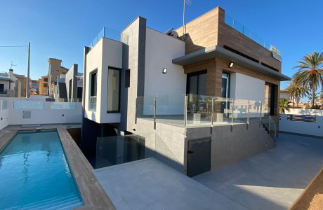 Casa o chalet independiente en venta en avenida de Alemania , la Mata, 51