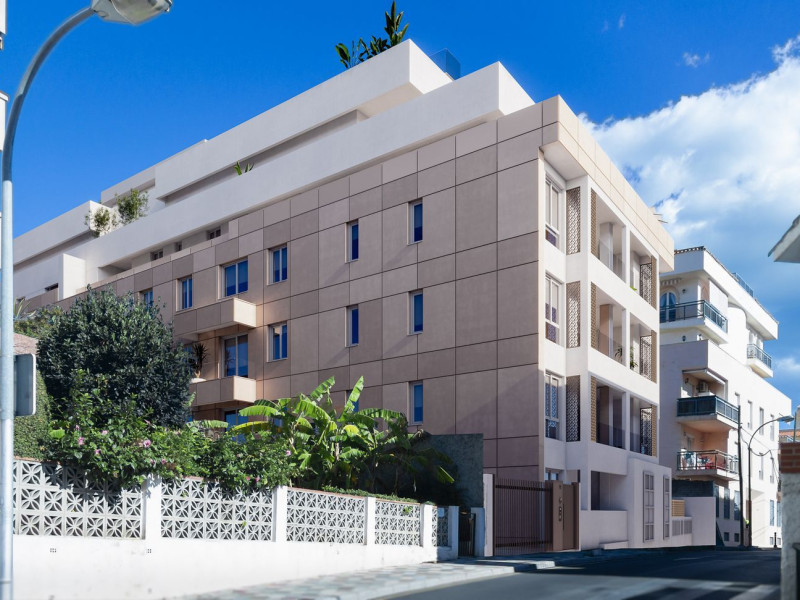 Apartamentos en Venta en Calle Valdepeñas, 12, Benalmádena