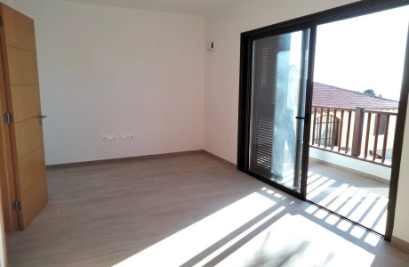 Chalet adosado en venta en Urbanización El Liriazo s/n