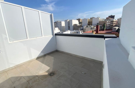 Dúplex en venta en calle Aguadulce, 33