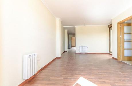 Promoción de tipologias Vivienda Local Garaje en venta Pedro Muñoz Ciudad Real