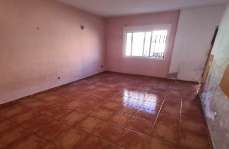 Piso en venta en calle Serrezuela s/n