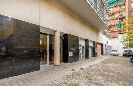 Piso en venta en Carrer Gelida, 3