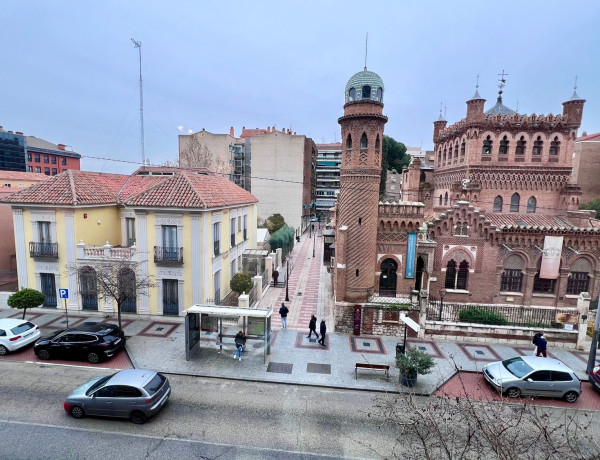 Piso en venta en paseo de la Estación, 9