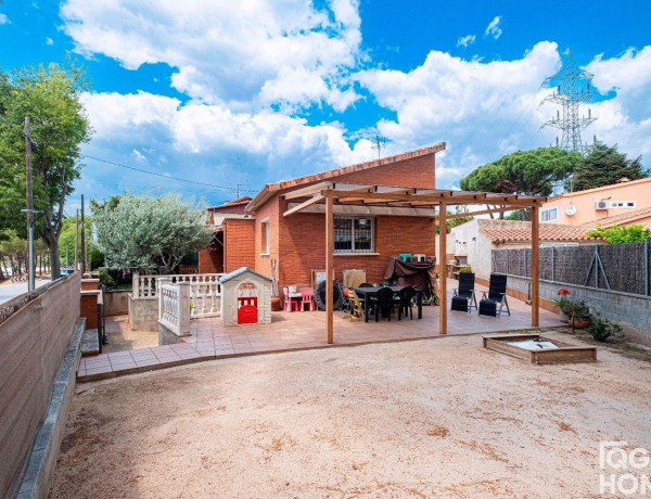 Casa o chalet independiente en venta en calle de l'Entroncament