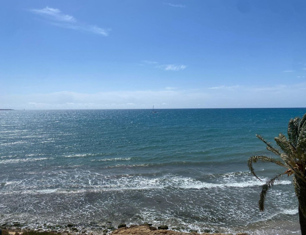 Piso en venta en Calas de Santa Pola este