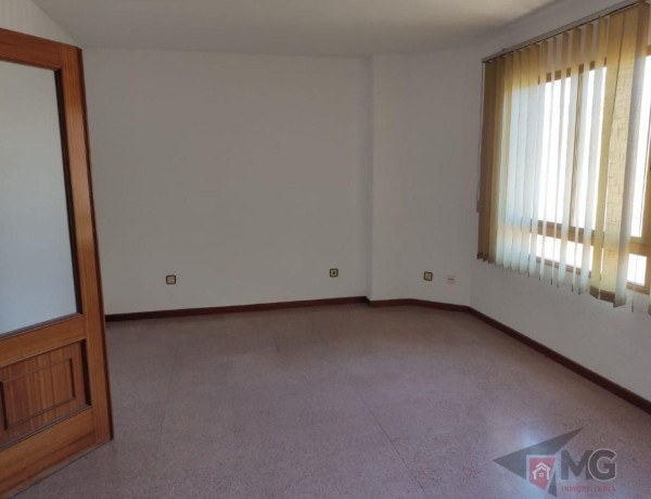 Piso en venta en Zona Centro-Corredera