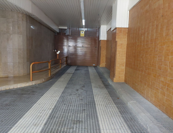 Garaje en venta en paseo Pere III, 51