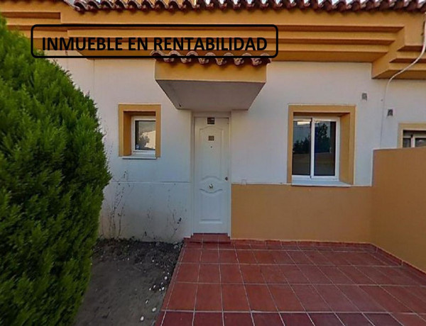 Chalet adosado en venta en calle Colmenar s/n