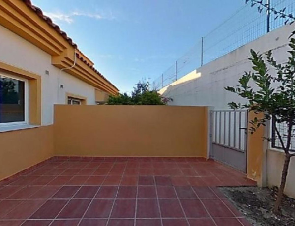 Chalet adosado en venta en calle Colmenar s/n