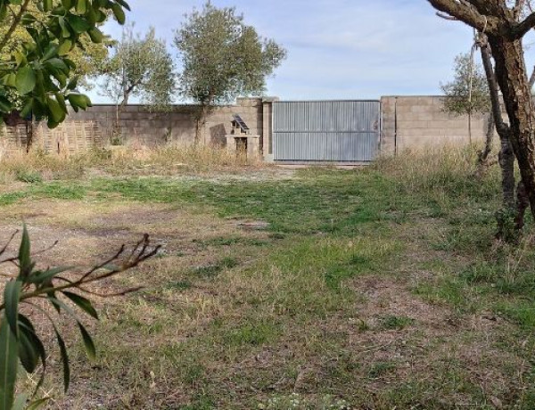 Terreno en venta en calle Llagostera, 30