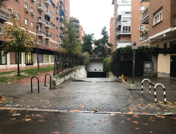 Alquiler de Garaje en paseo de la Castellana, 260