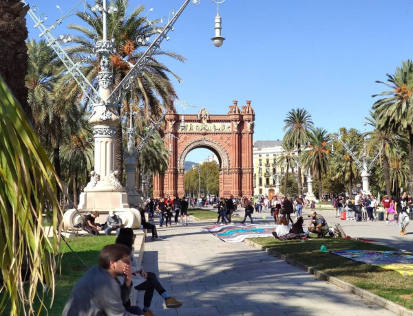 Alquiler de Garaje en calle de Trajà