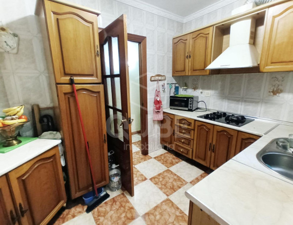 Piso en venta en avenida del Doctor Marañón, 48