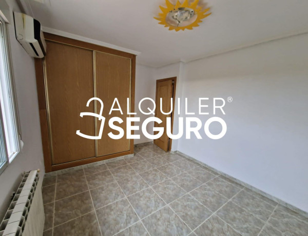 Alquiler de Casa o chalet independiente en Urbanización Monteviejo