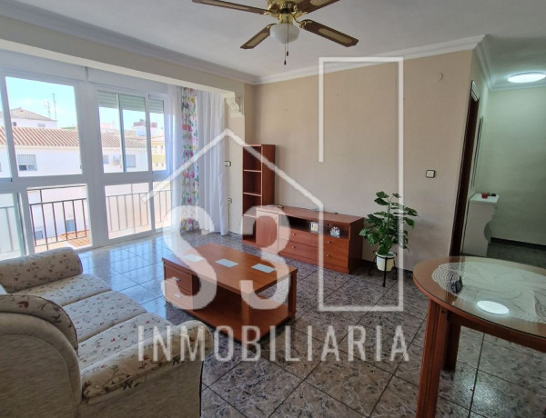 Piso en venta en avenida Vivar Téllez, 79