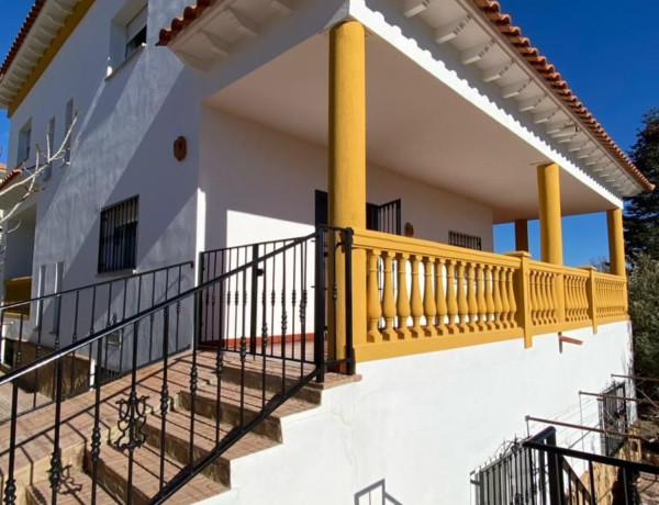 Casa o chalet independiente en venta en calle Jazmines