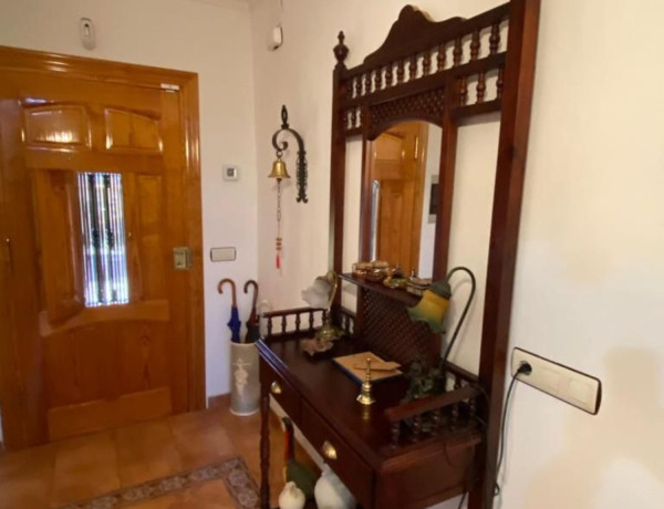 Casa o chalet independiente en venta en calle Jazmines