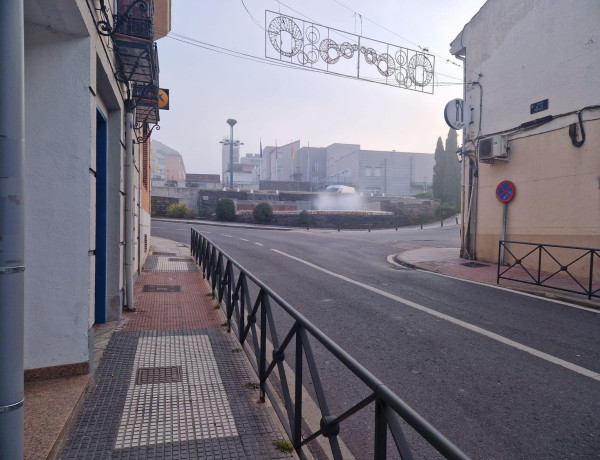 Alquiler de Local en Casco Antiguo - La Dehesa - Los Monteros