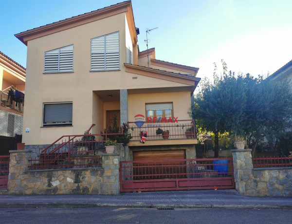 Casa o chalet independiente en venta en riera d'Oix, 6