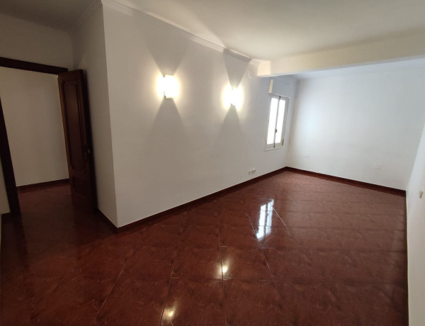 Chalet adosado en venta en calle De Lleida s/n