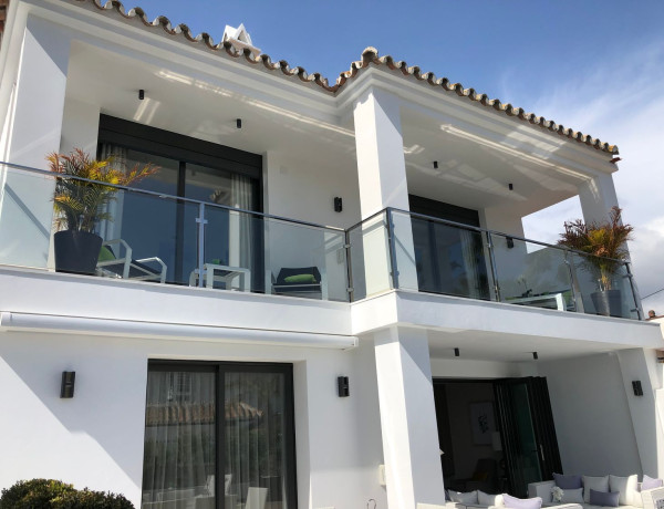 Casa o chalet independiente en venta en calle las Violetas, 90 b