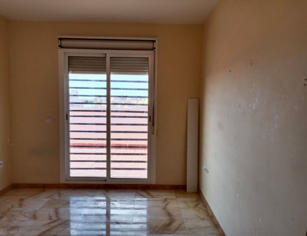 Piso en venta en calle Romanilla, 19