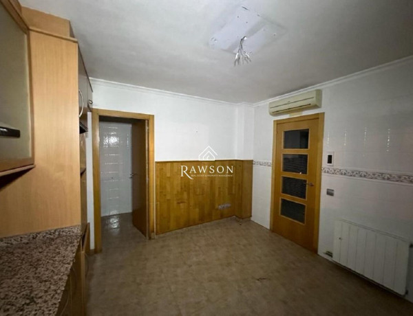 Chalet adosado en venta en calle del Llorer