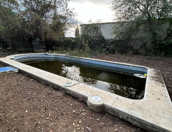 Finca rústica en venta en Urb. La Algabarra, Carmona