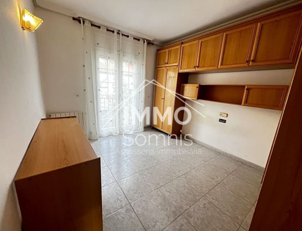 Piso en venta en Palau-Saverdera