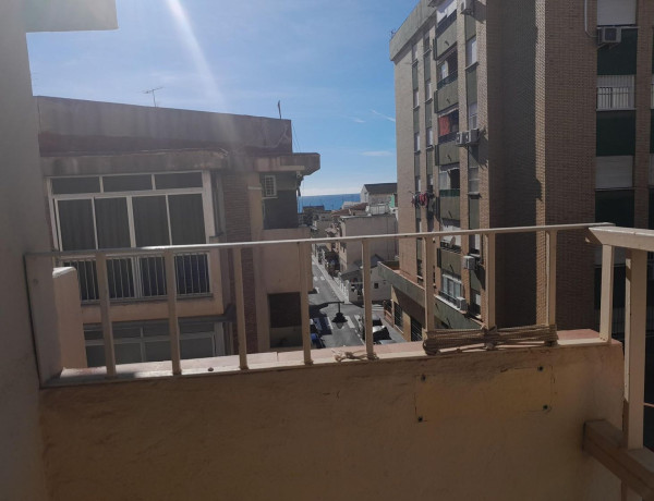 Piso en venta en calle Aguilar y Cano, 5