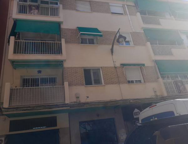 Piso en venta en calle Aguilar y Cano, 5