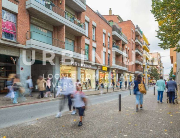 Local en venta en Eixample