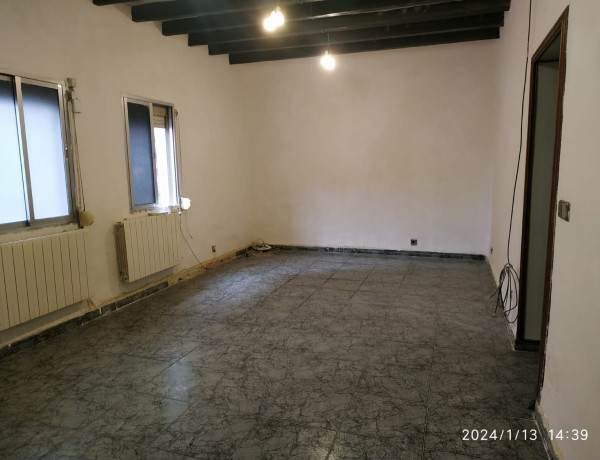 Chalet adosado en venta en calle Prensa