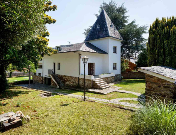 Casa o chalet independiente en venta en Oleiros