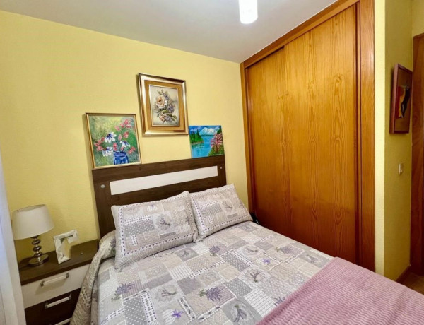 Piso en venta en avenida Santa María Micaela