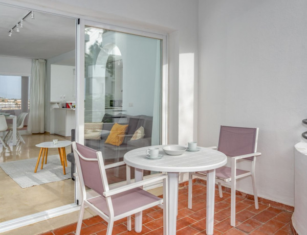 Piso en venta en Estepona Golf