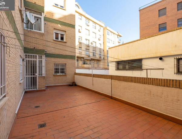 Piso en venta en calle Lubina