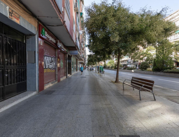 Local en venta en camino de Ronda