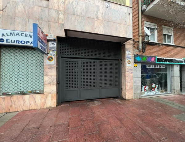 Garaje en venta en calle Virgen de la Paloma