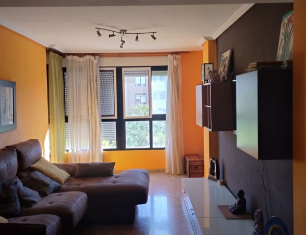 Piso en venta en avenida Rajolar, 26